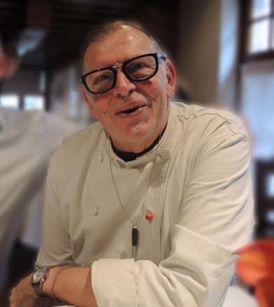 Johan Segers, chef-kok van restaurant 't Fornuis in Antwerpen, in het bezit van een Lifetime Achievement Award. 